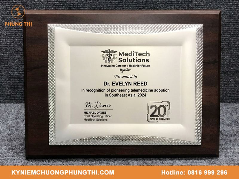 Bảng vinh danh chống xước thiết kế đẹp theo yêu cầu Bảng vinh danh chống xước