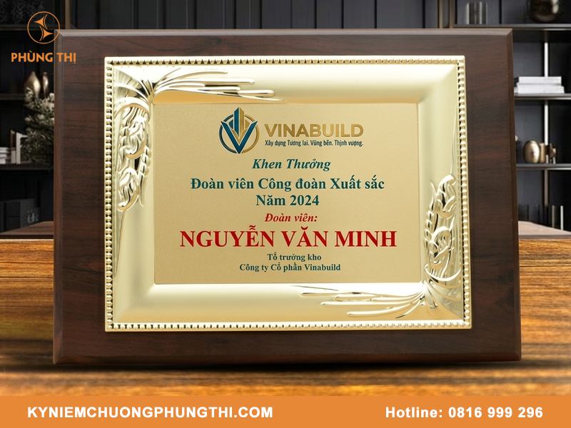 Bảng vinh danh khác bằng khen như thế nào? Giải đáp chi tiết Bảng vinh danh khác bằng khen như thế nào
