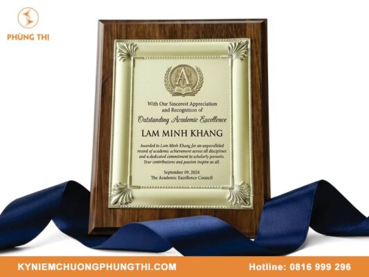 Bảng vinh danh sinh viên xuất sắc