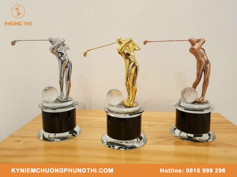 Cúp golf là gì? Các mẫu thiết kế cúp golf độc đáo & ấn tượng Cúp golf là gì