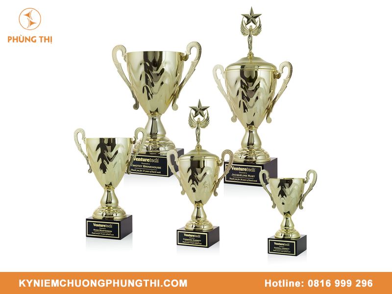 Quy trình đặt cúp vinh danh chuyên nghiệp nhanh gọn Quy trình đặt cúp