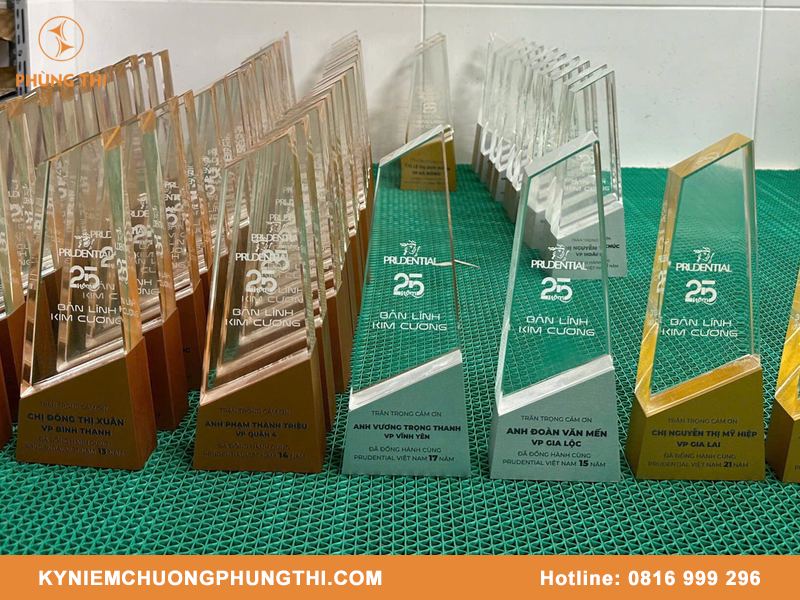 Ưu điểm của cúp hợp kim gồm những gì? Tìm hiểu chi tiết Ưu điểm của cúp hợp kim