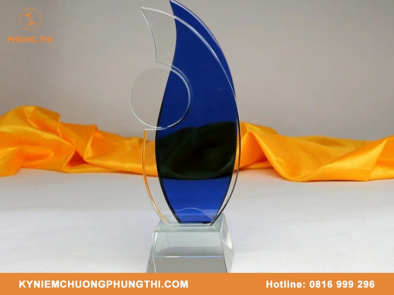 Quà tặng sự kiện theo yêu cầu mang đậm dấu ấn riêng qua tang su kien theo yeu cau
